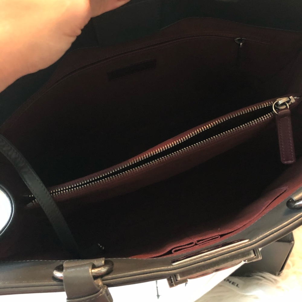 Chanel Gray Chevron Leather Boy CC Tote Bag - Picture 6 of 9